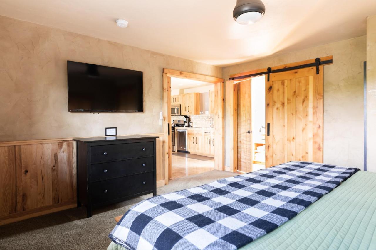 Wall Street Suites Bend Eksteriør bilde